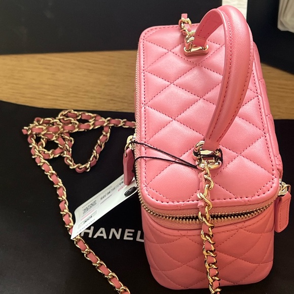 Chanel Pink Vanity Purse with Chain - Picture 6 of 7
